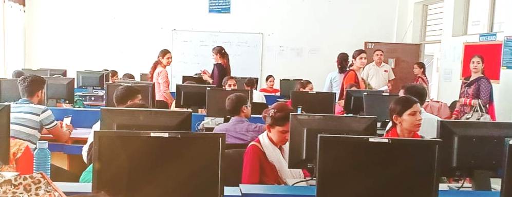 Computer lab Doon 